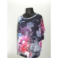 Bluzka w stylu oversize ze wzorem kolorowe kwiaty - biodra 138cm